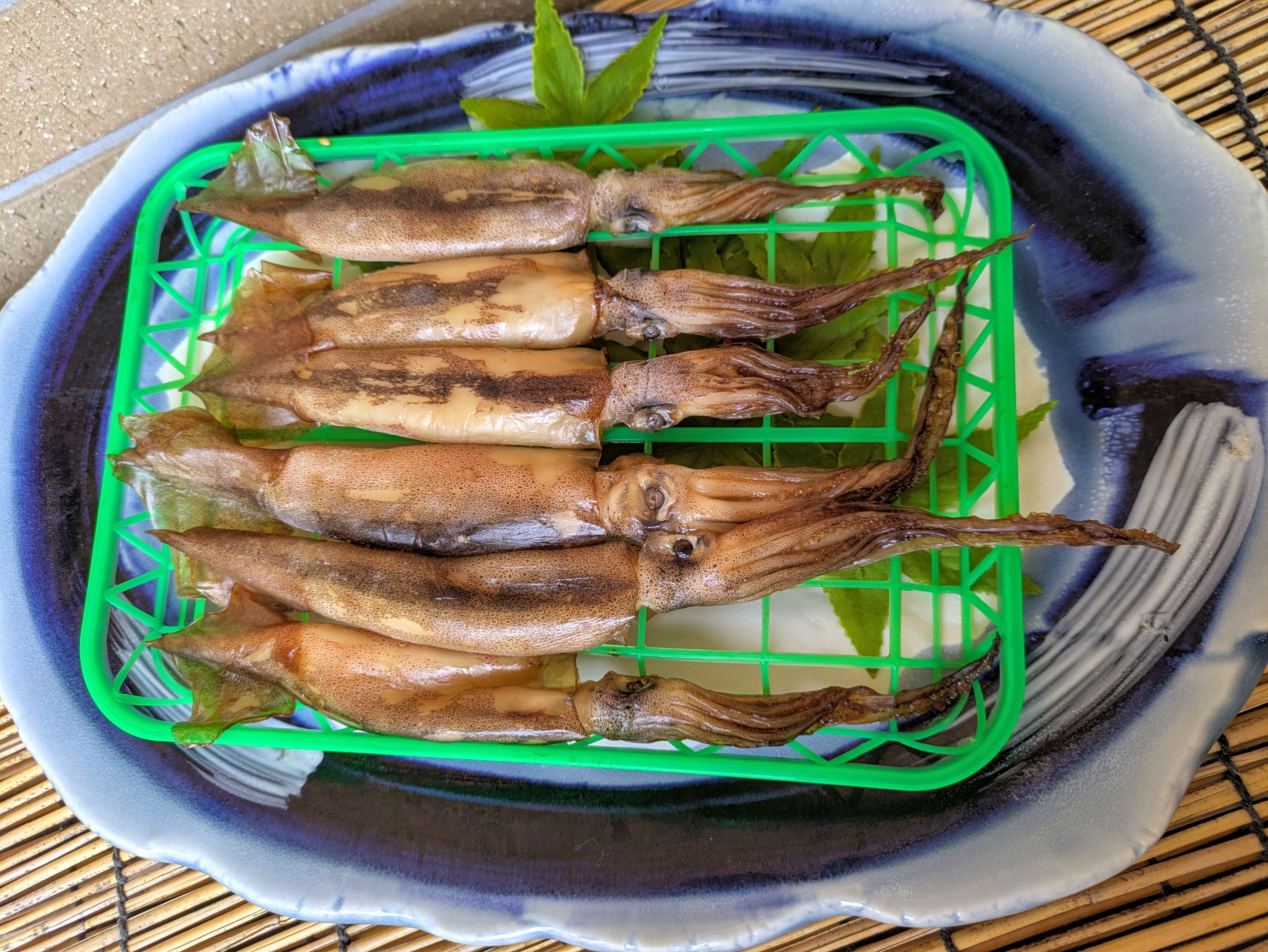 いかの丸干し　1かご(5～6杯入り)